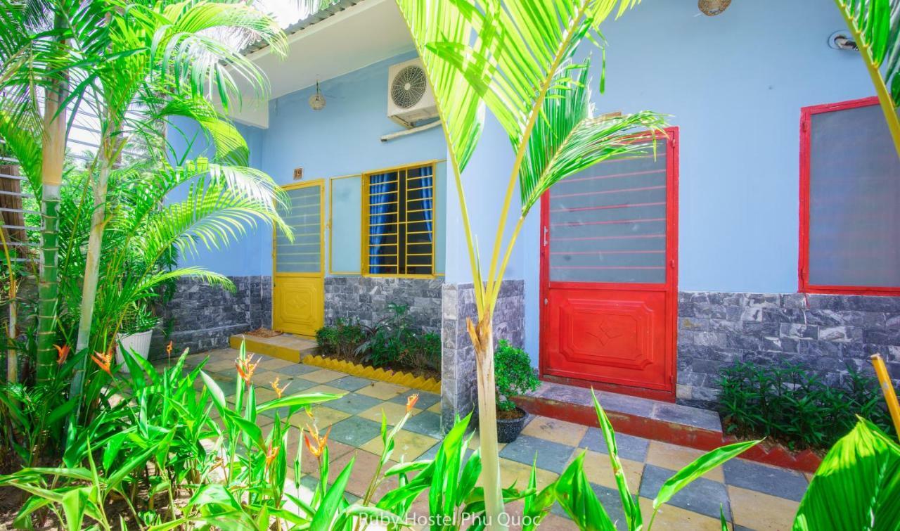 Ruby Phu Quoc Hostel Zewnętrze zdjęcie