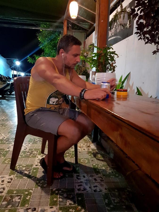 Ruby Phu Quoc Hostel Zewnętrze zdjęcie